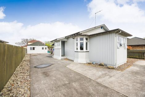 Photo of property in 6 Marne Street, Hokowhitu, Palmerston North, 4410