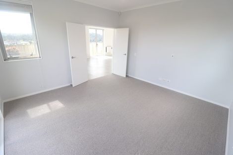 Photo of property in 109 Mackay Drive, Greenhithe, Auckland, 0632
