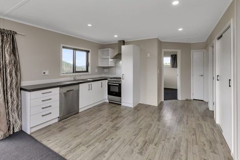 Photo of property in 2568e Paparoa-oakleigh Road, Paparoa, 0571