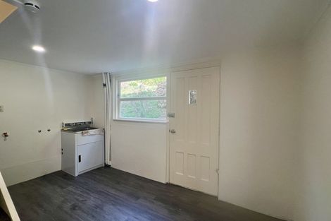 Photo of property in 6 Barberry Grove, Maungaraki, Lower Hutt, 5010