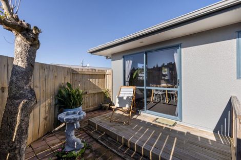 Photo of property in 32 Solomon Street, Brookfield, Tauranga, 3110