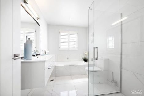 Photo of property in 4 Latimer Way, Petone, Lower Hutt, 5012