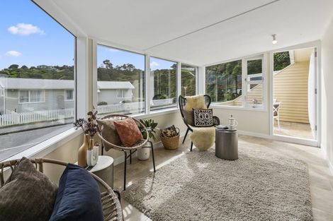 Photo of property in 1a Witham Street, Island Bay, Wellington, 6023