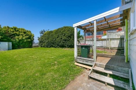 Photo of property in 23 Standish Street, Westown, New Plymouth, 4310