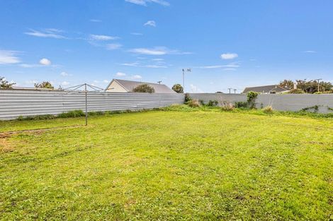 Photo of property in 12 Mcguire Street, Hawera, 4610