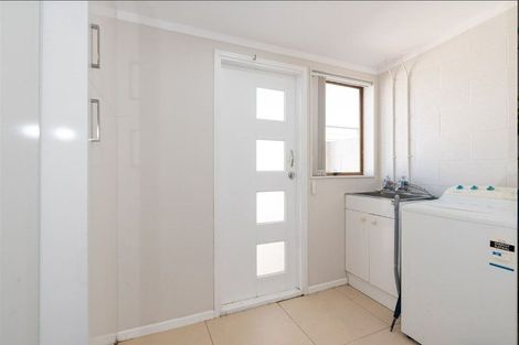 Photo of property in 1/1 Akehurst Avenue, New Lynn, Auckland, 0600