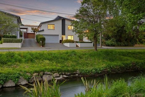 Photo of property in 297 Eastern Terrace, Sydenham, Christchurch, 8023
