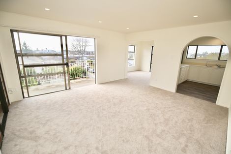 Photo of property in 9/10 Hunter Street, Hamilton Lake, Hamilton, 3204