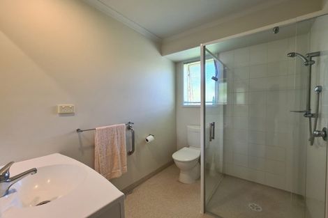 Photo of property in 15 Allman Drive, Coromandel, 3506