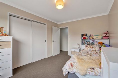 Photo of property in 4 Larlin Drive, Hawera, 4675