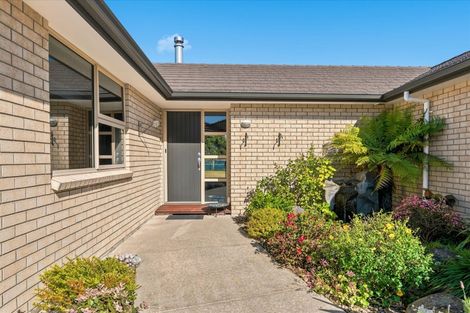 Photo of property in 16 Vantage Place, Omokoroa, 3114