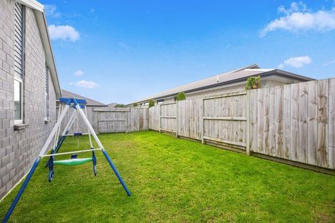 Photo of property in 96 Penetaka Heights, Pyes Pa, Tauranga, 3112