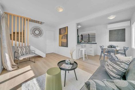 Photo of property in 2/40 Rosella Road, Mangere East, Auckland, 2024