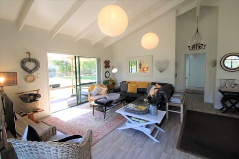 Photo of property in 117 Puriri Place, Matarangi, Whitianga, 3592