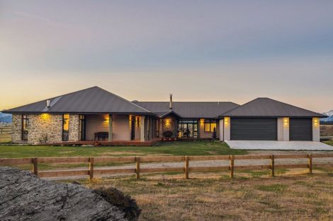 Photo of property in 182 Stevenson Road, Wanaka, 9382