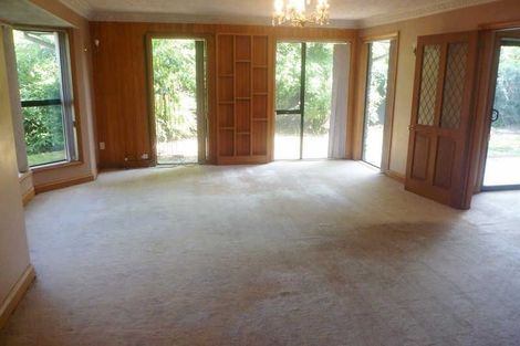 Photo of property in 86 Memorial Avenue, Ilam, Christchurch, 8053