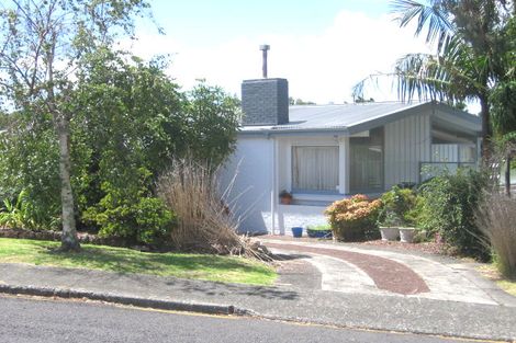Photo of property in 20 Fowler Street, Northcote, Auckland, 0627