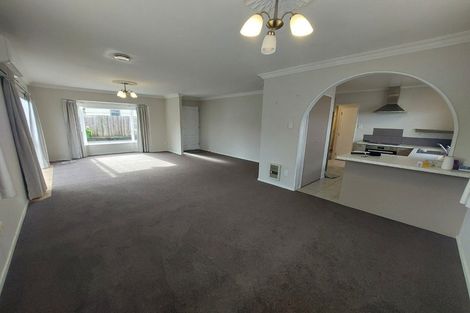 Photo of property in 19 Sandwich Road, St Andrews, Hamilton, 3200