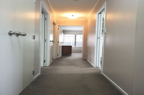 Photo of property in 12 Leven Lane, Totara Heights, Auckland, 2105