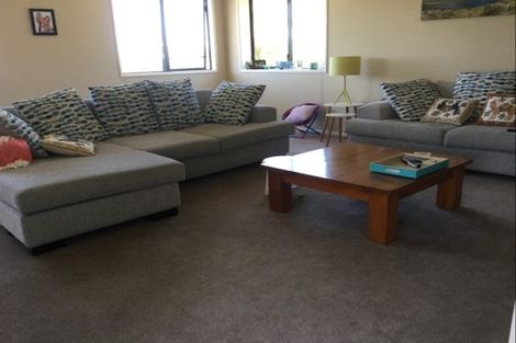 Photo of property in 1 Gulf Harbour Drive, Gulf Harbour, Whangaparaoa, 0930