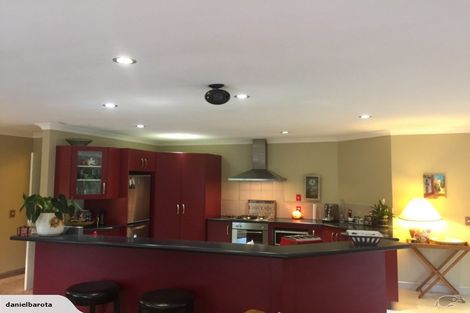 Photo of property in 15 Leanne Way, Waikanae Beach, Waikanae, 5036