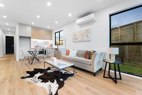 Photo of property in 38 Papai Lane, Massey, Auckland, 0614