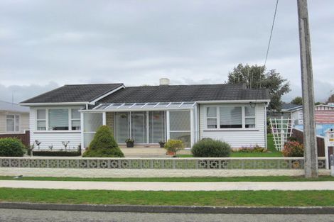 Photo of property in 18 Princes Street, Levin, 5510