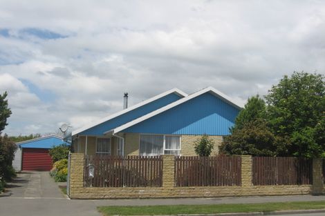 Photo of property in 3 Tralee Place, Bishopdale, Christchurch, 8053