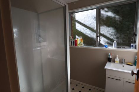 Photo of property in 181 Newlands Road, Newlands, Wellington, 6037