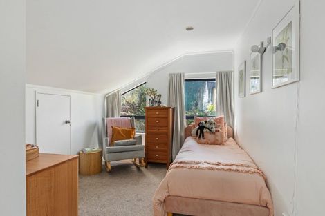 Photo of property in 2/67 Donald Street, Stanmore Bay, Whangaparaoa, 0932