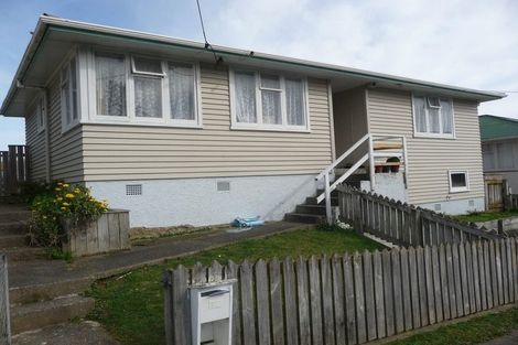 Photo of property in 12 Cornwall Crescent, Cannons Creek, Porirua, 5024