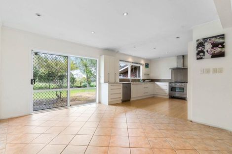 Photo of property in 1230 Alfriston Road, Alfriston, Manurewa, 2576