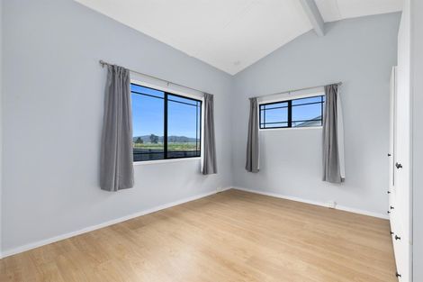 Photo of property in 31f Springs Road, Parakai, 0830