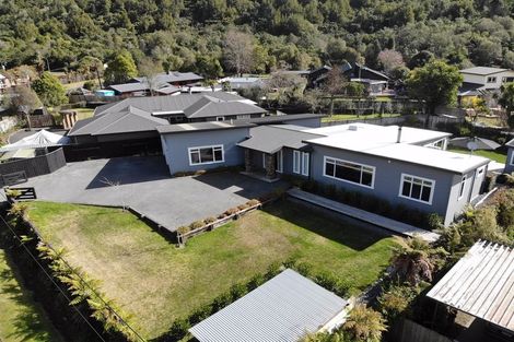 Photo of property in 6 Benn Road, Lake Okareka, Rotorua, 3076