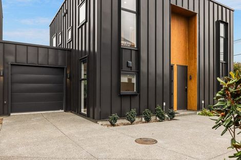 Photo of property in 2/12 Hume Street, Sydenham, Christchurch, 8023