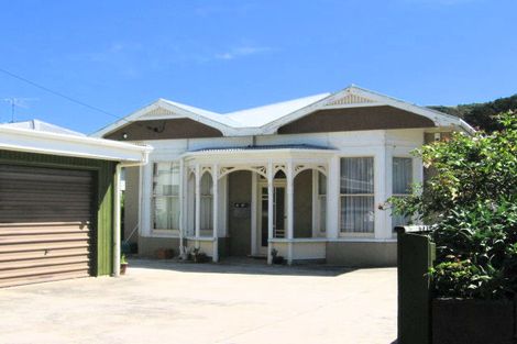 Photo of property in 144 Clyde Street, Island Bay, Wellington, 6023