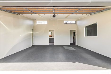 Photo of property in 5/454 Stoney Creek Road, Kelvin Grove, Palmerston North, 4470