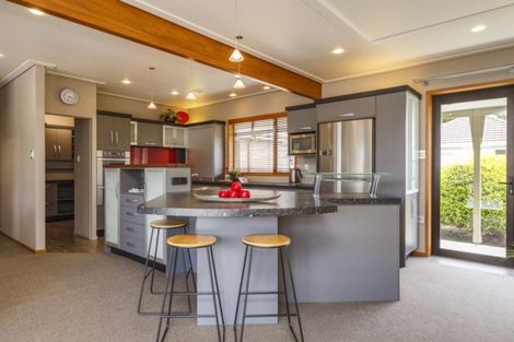 Photo of property in 37 East Street, Terrace End, Palmerston North, 4410