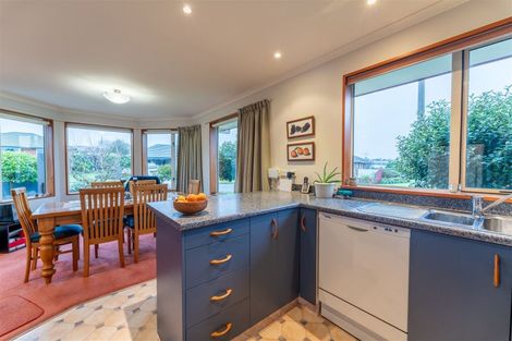 Photo of property in 15 Hannah Place, Holmes Hill, Oamaru, 9401