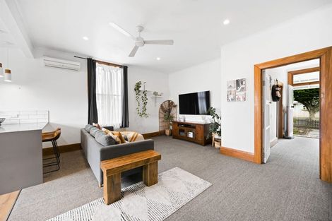 Photo of property in 35 Rifle Range Road, Dinsdale, Hamilton, 3204