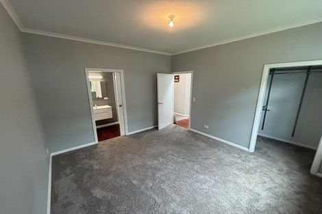 Photo of property in 38 Oroua Street, Eastbourne, Lower Hutt, 5013