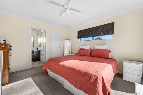 Photo of property in 6 Ludlow Place, Pukekohe, 2120