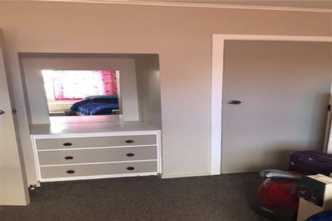 Photo of property in 3/76 Helvetia Road, Pukekohe, 2120