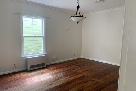 Photo of property in 24 Derwent Street, Island Bay, Wellington, 6023