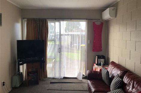 Photo of property in 3/76 Helvetia Road, Pukekohe, 2120