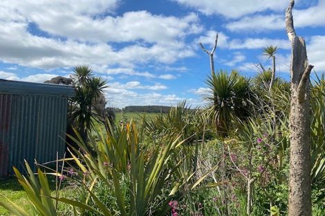 Photo of property in 100 Oki Street, Oreti Beach, Invercargill, 9879