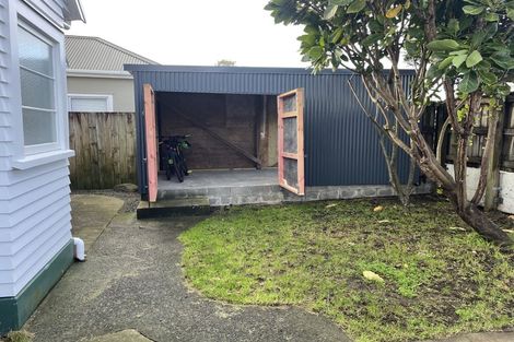 Photo of property in 238 Saint Aubyn Street, New Plymouth, 4310