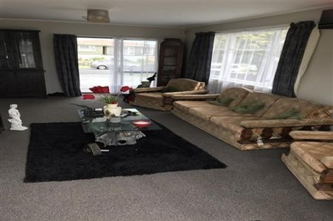 Photo of property in 46 Ferguson Street, Manurewa East, Auckland, 2102