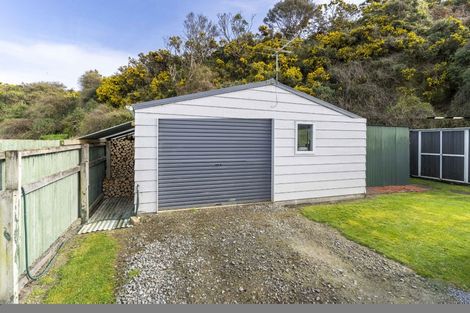 Photo of property in 1354 Toko Mouth Road, Toko Mouth, Milton, 9292