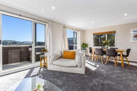 Photo of property in 81 Nevay Road, Miramar, Wellington, 6022